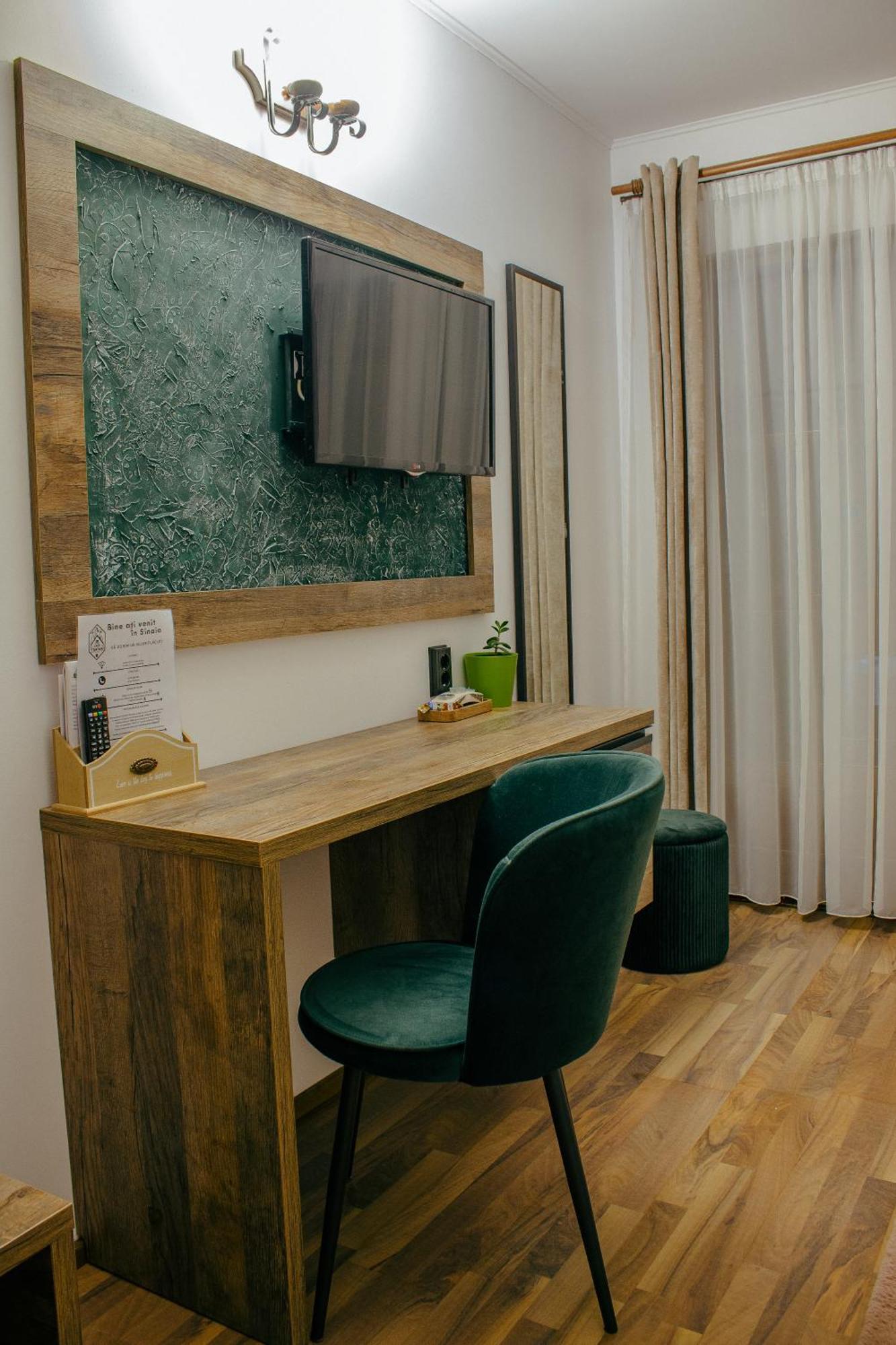 Casa Traian Hotel Sinaia Ngoại thất bức ảnh
